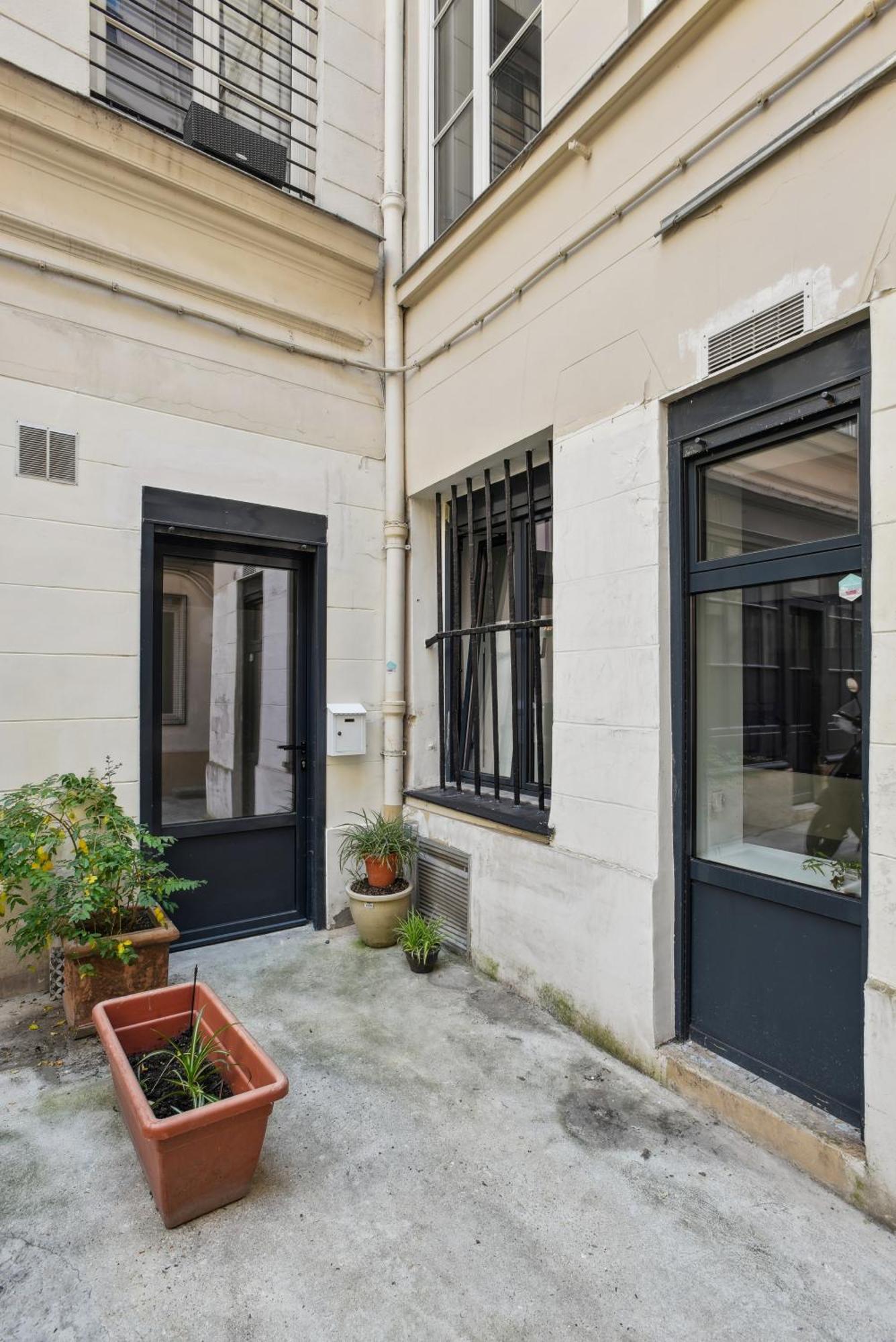 Beau 3 Pieces Rue Poissonniere Apartment Париж Екстериор снимка